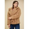 Manteau court en fausse fourrure